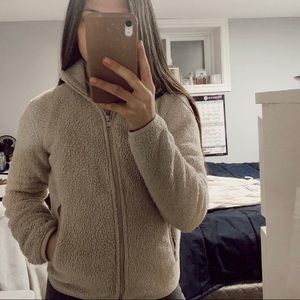 Aritzia teddy mock neck zip up